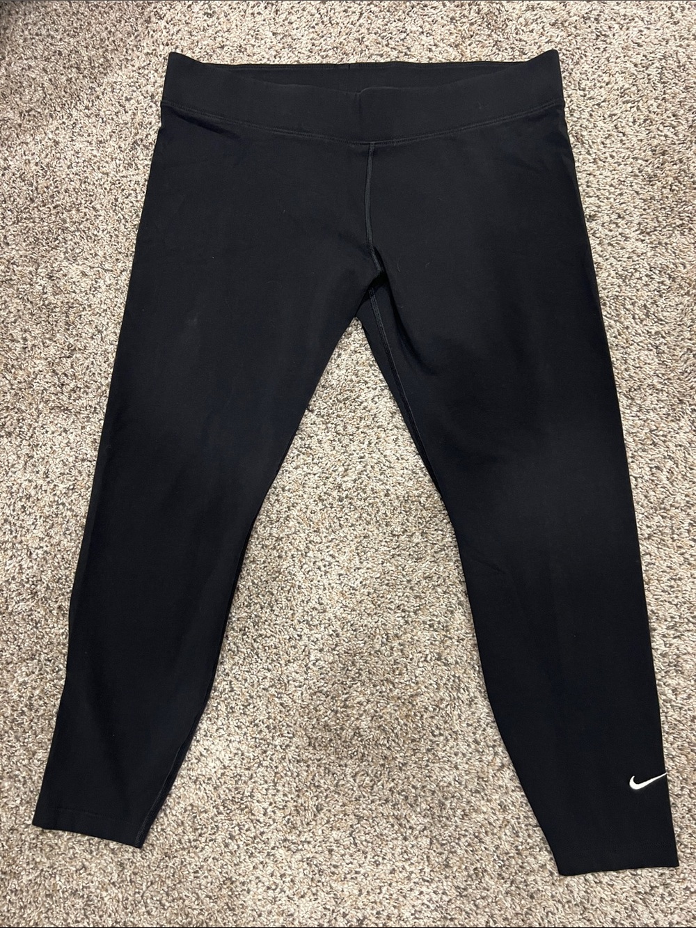 Nike Black Women's Performance Leggings with Swoosh